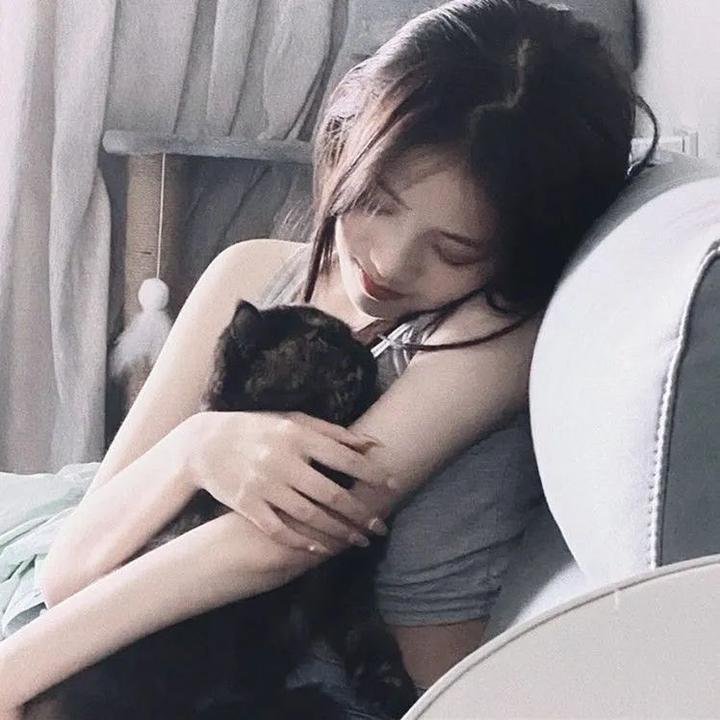 隔窗未了缘
